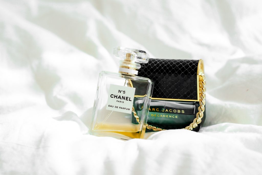 chanel parfum marc jacobs mode fashion france luxe argent