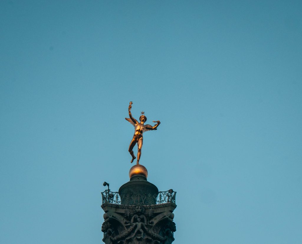 republique 11e 11eme arrondissement france tourisme place classement statue art